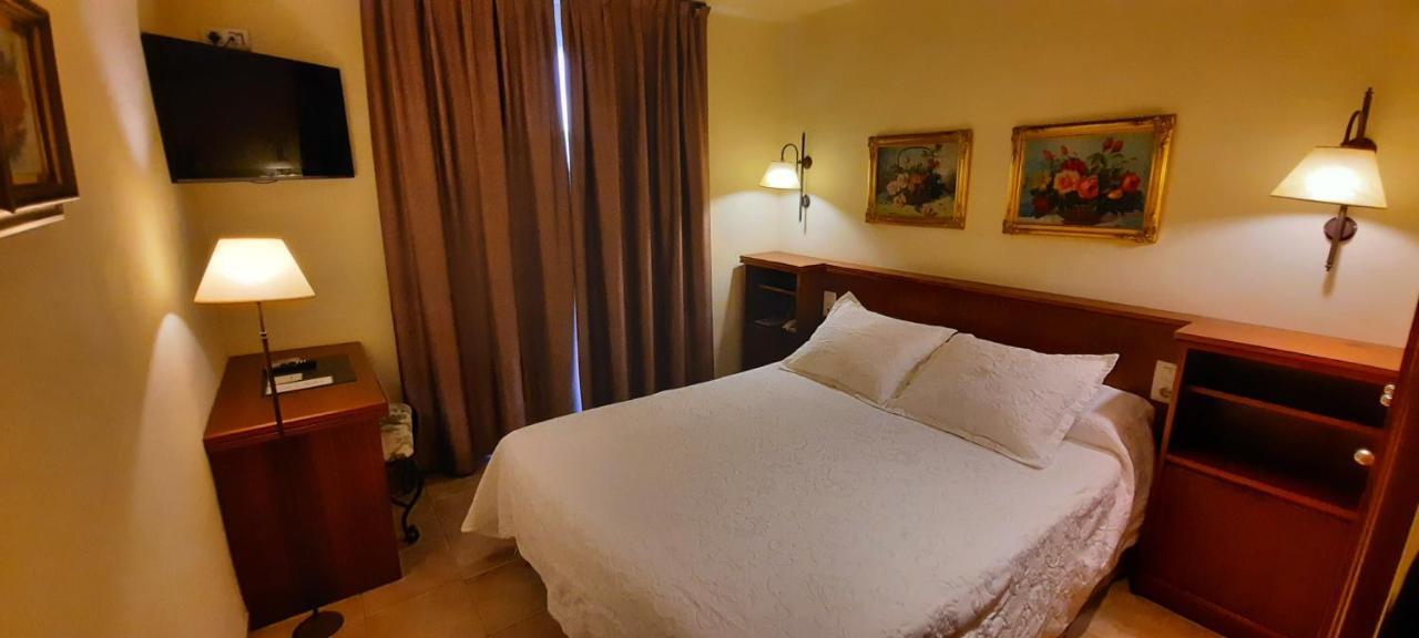Hotel Sant Jordi 3*