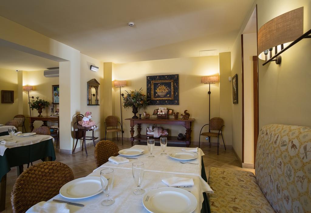 Sant Jordi Hotel Montbrió del Camp